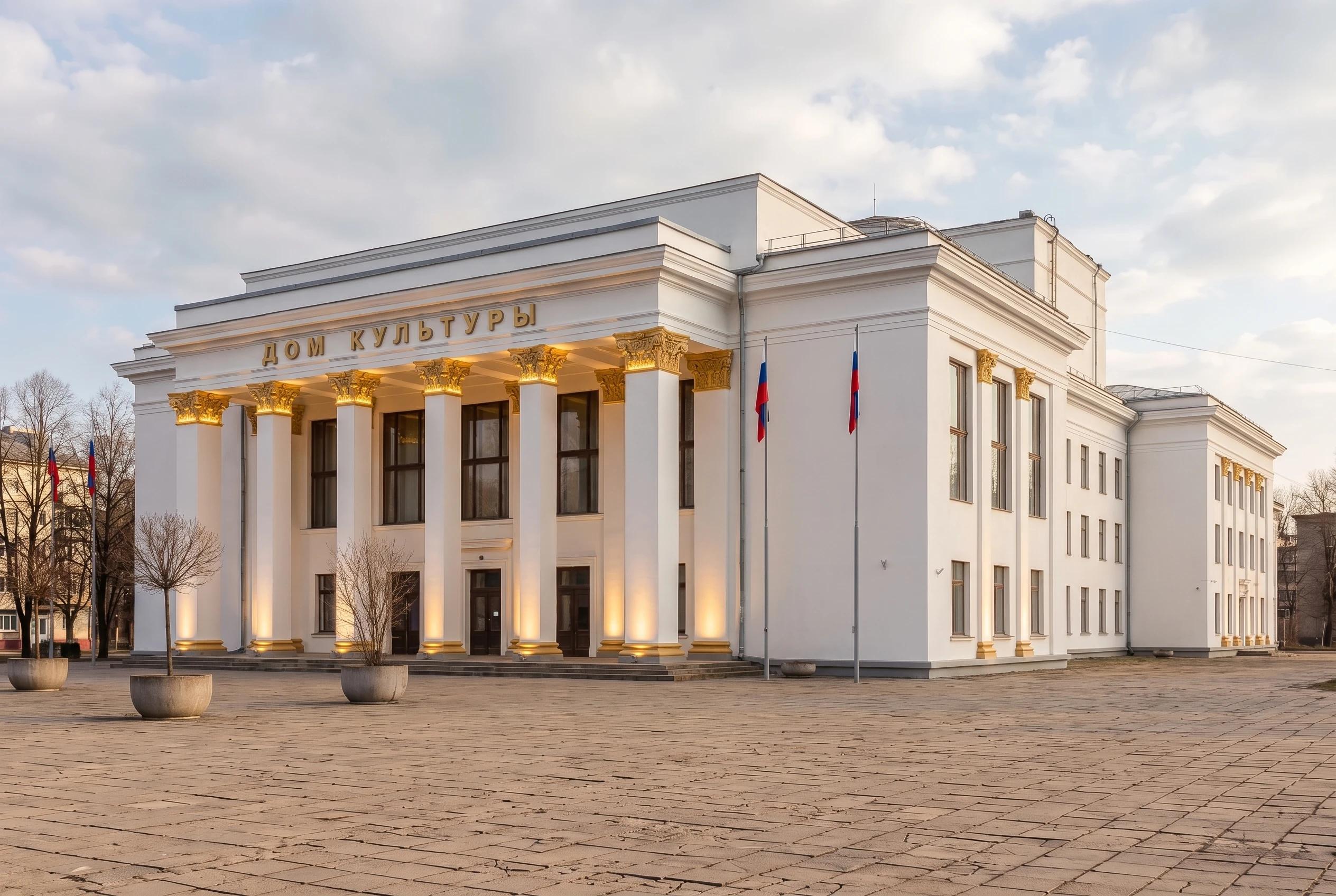 Фасад дома культуры Фасад дома культуры — фасад, AI-визуализация по фото